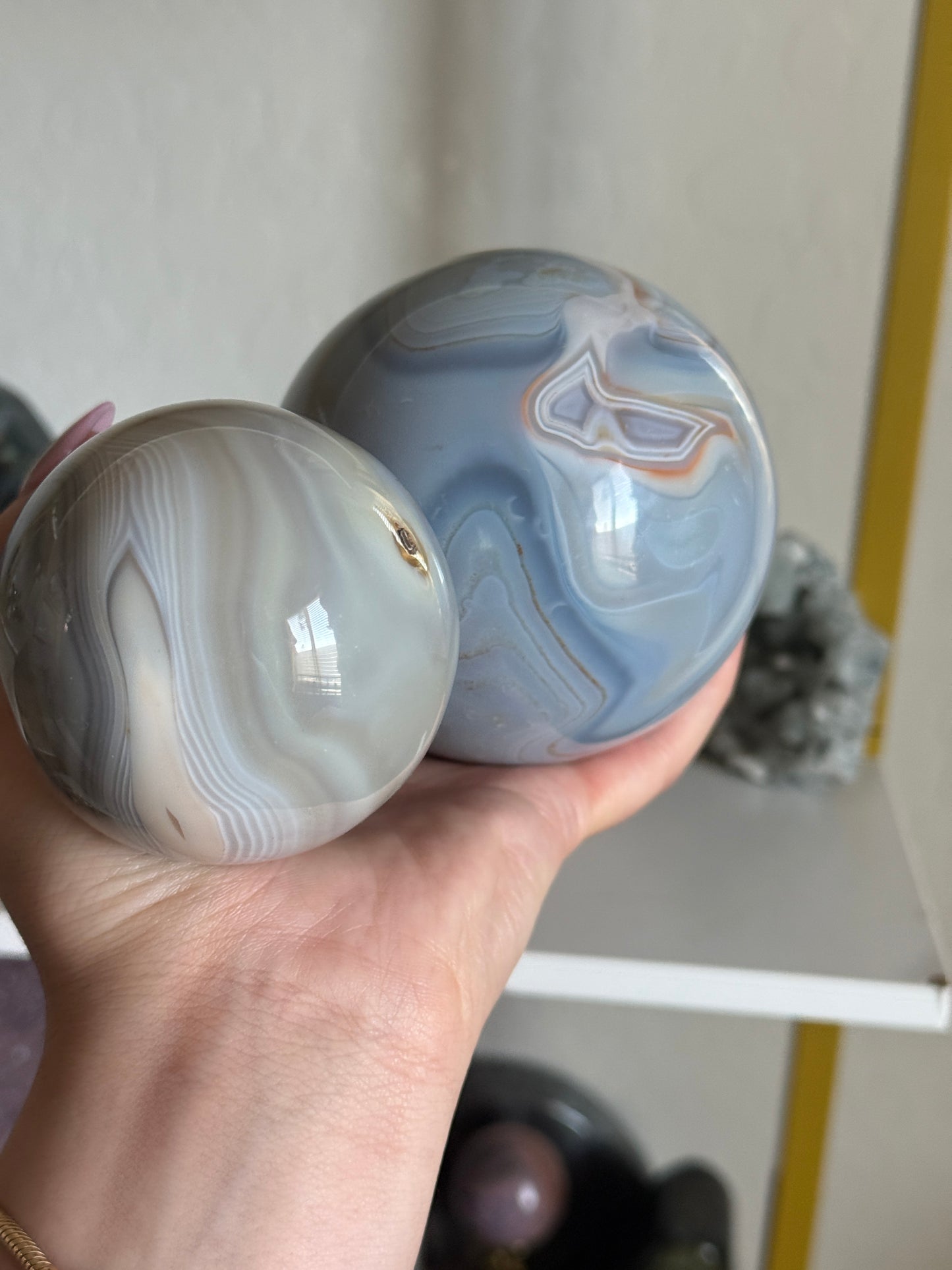 Pastel banded orca agate sphere and mushroom bundle ✨🫶🏻