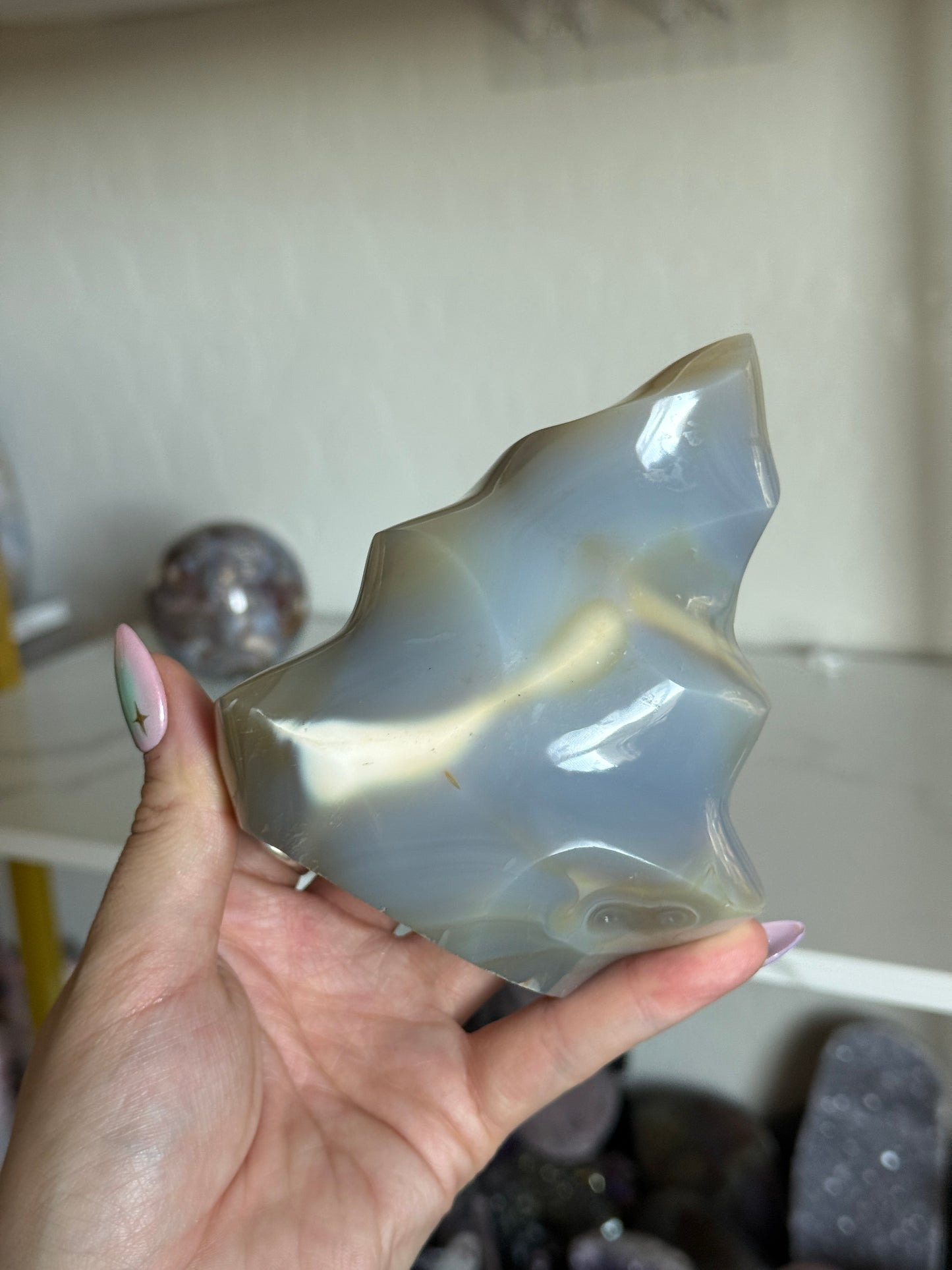 Orca agate flame +grey droozy apothyllite specimen🫶🏻