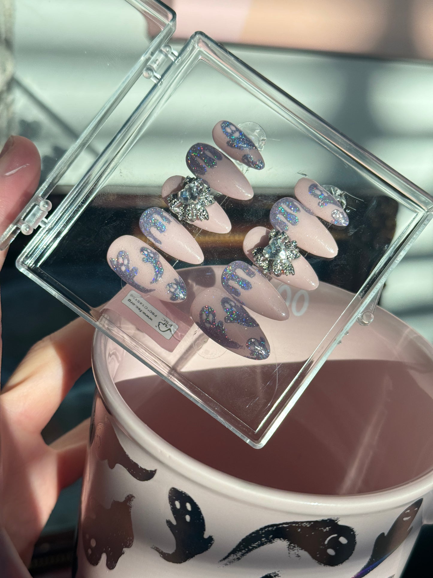 ‘Glam Ghouls’ Spooky Season Reusable Press on Nailss