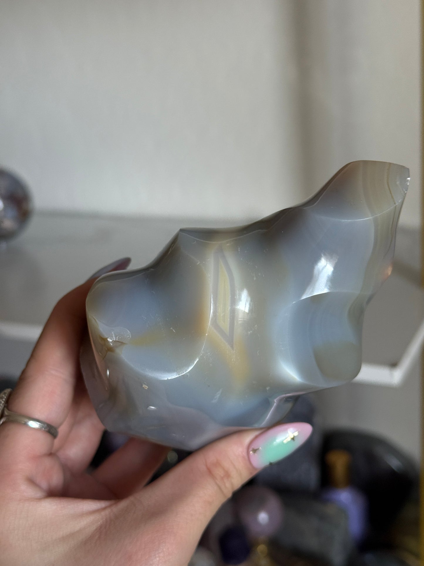 Orca agate flame +grey droozy apothyllite specimen🫶🏻