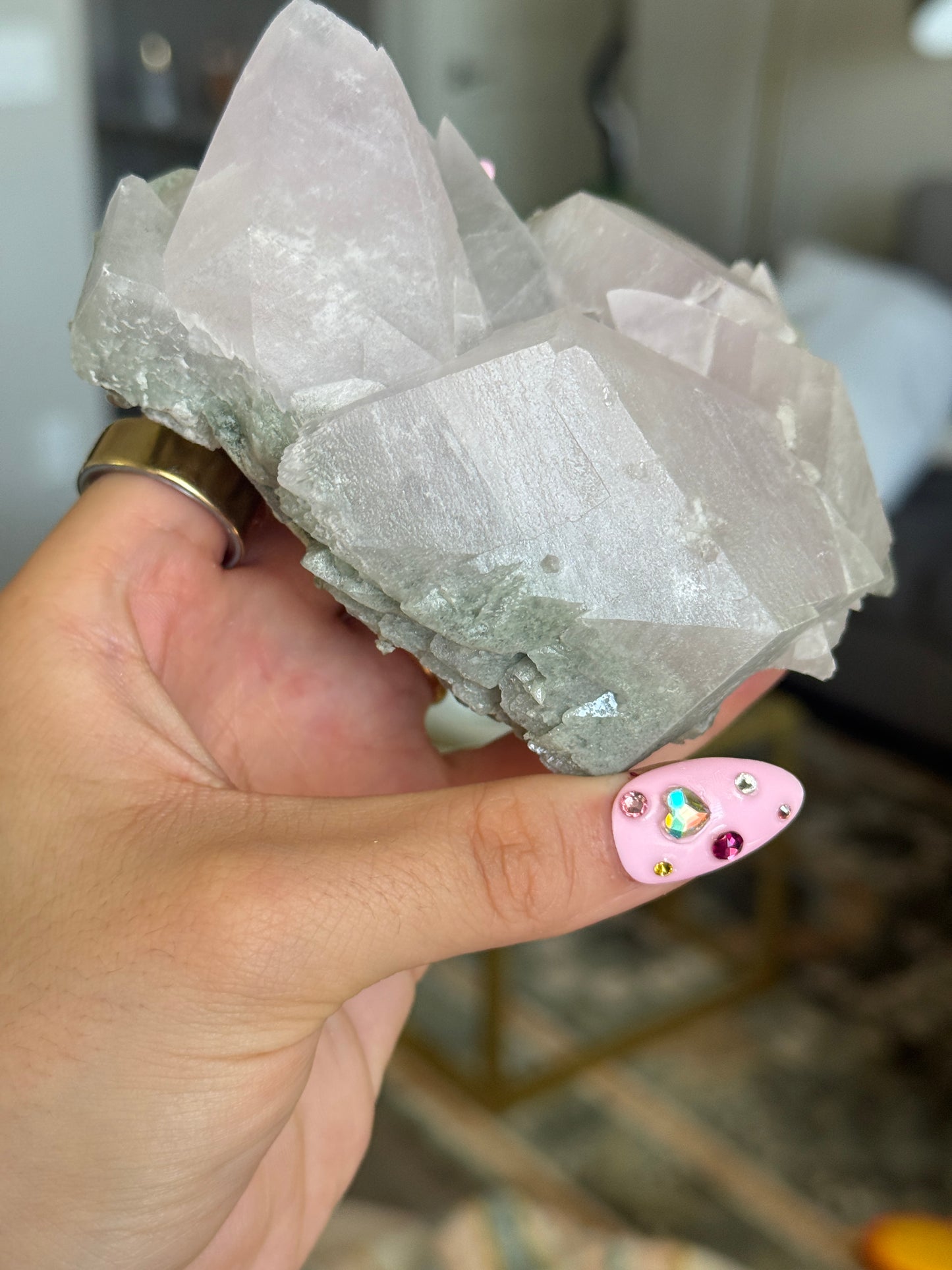 UNREAL Purple Heart Shape Calcite 🫶🏻🌟 Locality: France