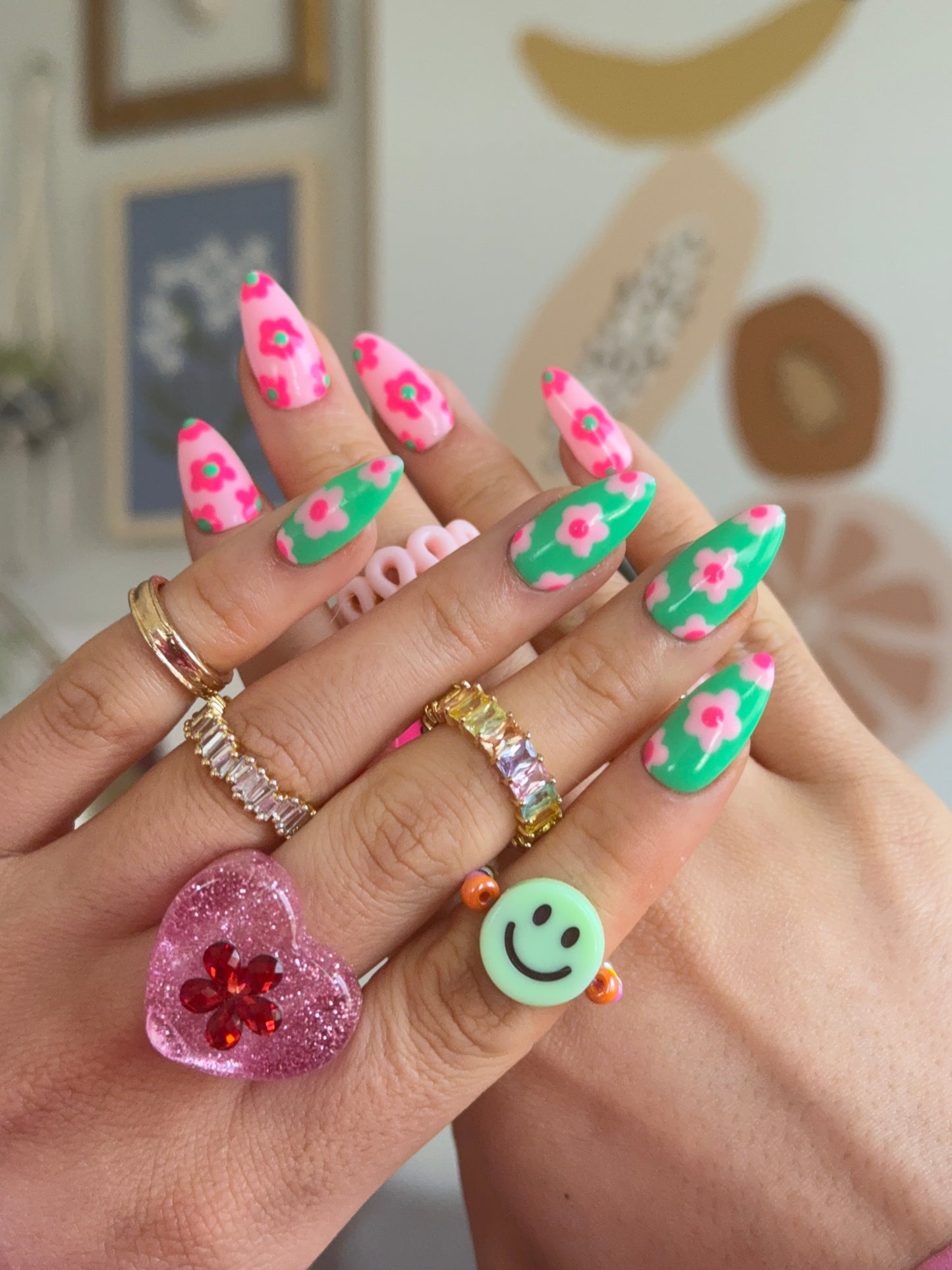 ‘Floral Friday’ Color Blocking Flower Print Reusable Gel Press on Nails