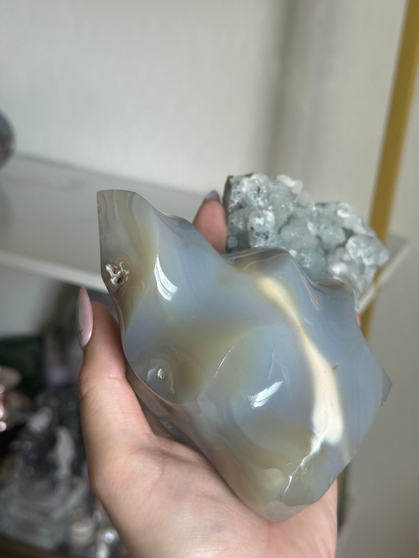 Orca agate flame +grey droozy apothyllite specimen🫶🏻