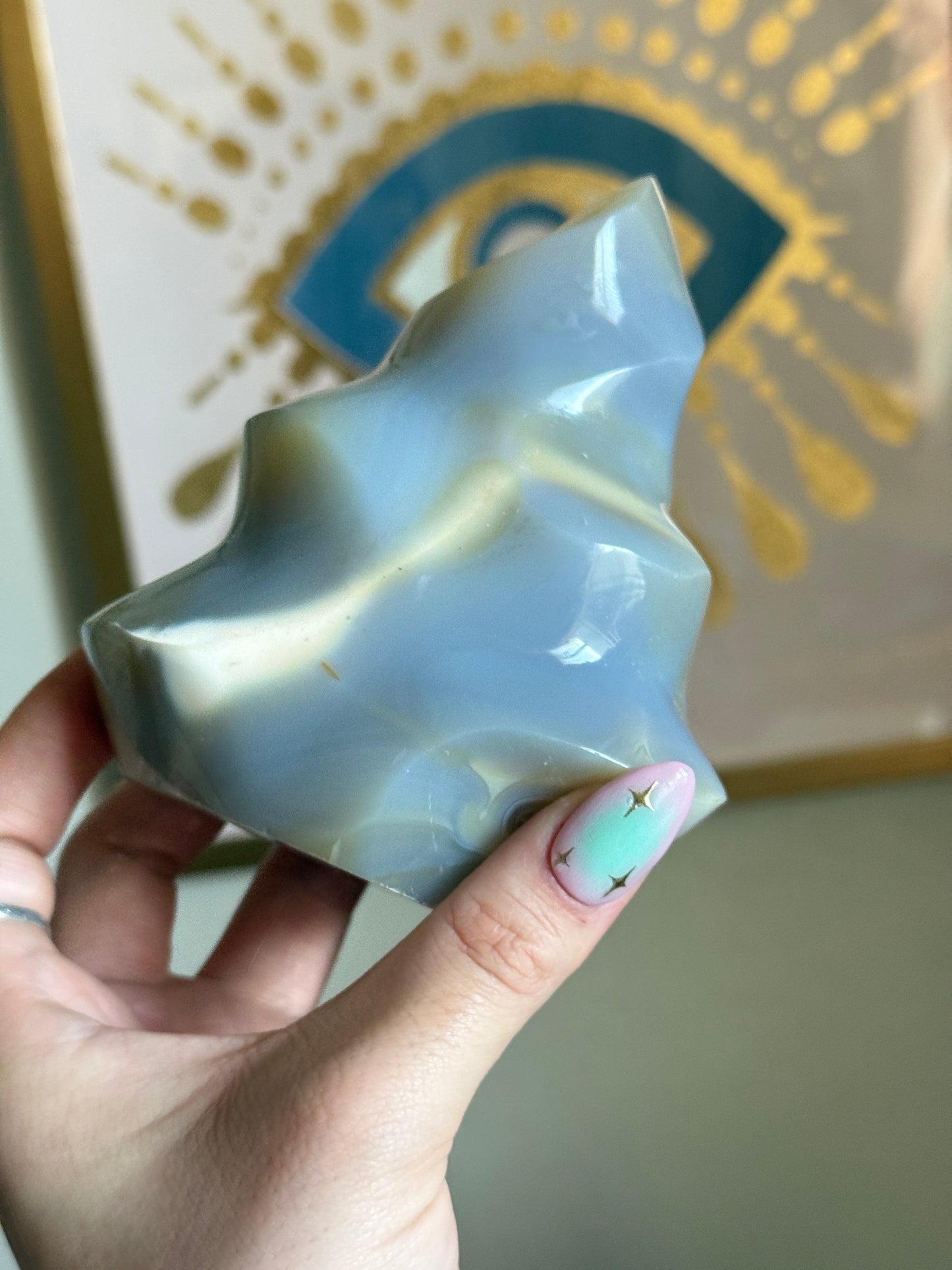 Orca agate flame +grey droozy apothyllite specimen🫶🏻