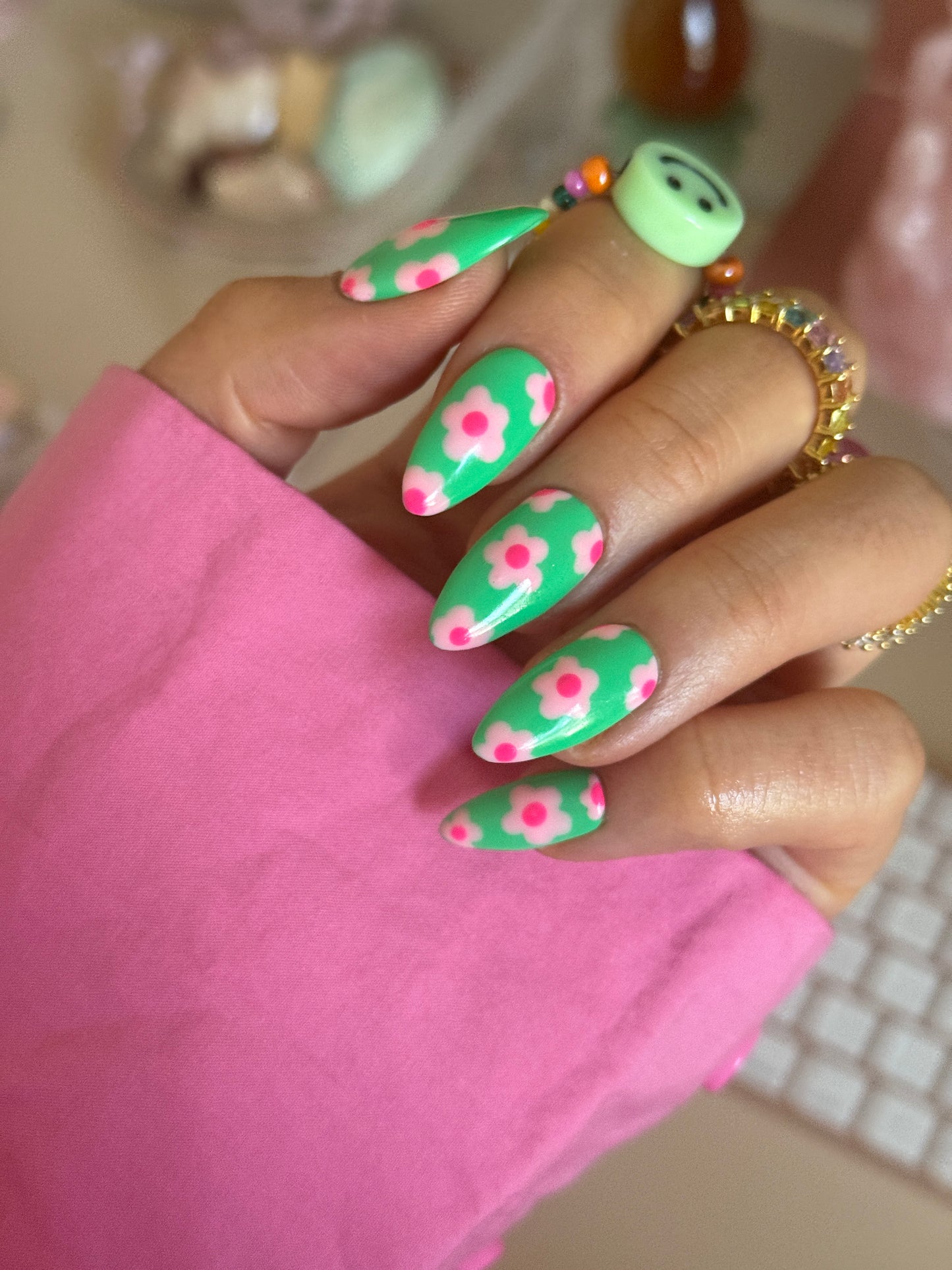 ‘Floral Friday’ Color Blocking Flower Print Reusable Gel Press on Nails