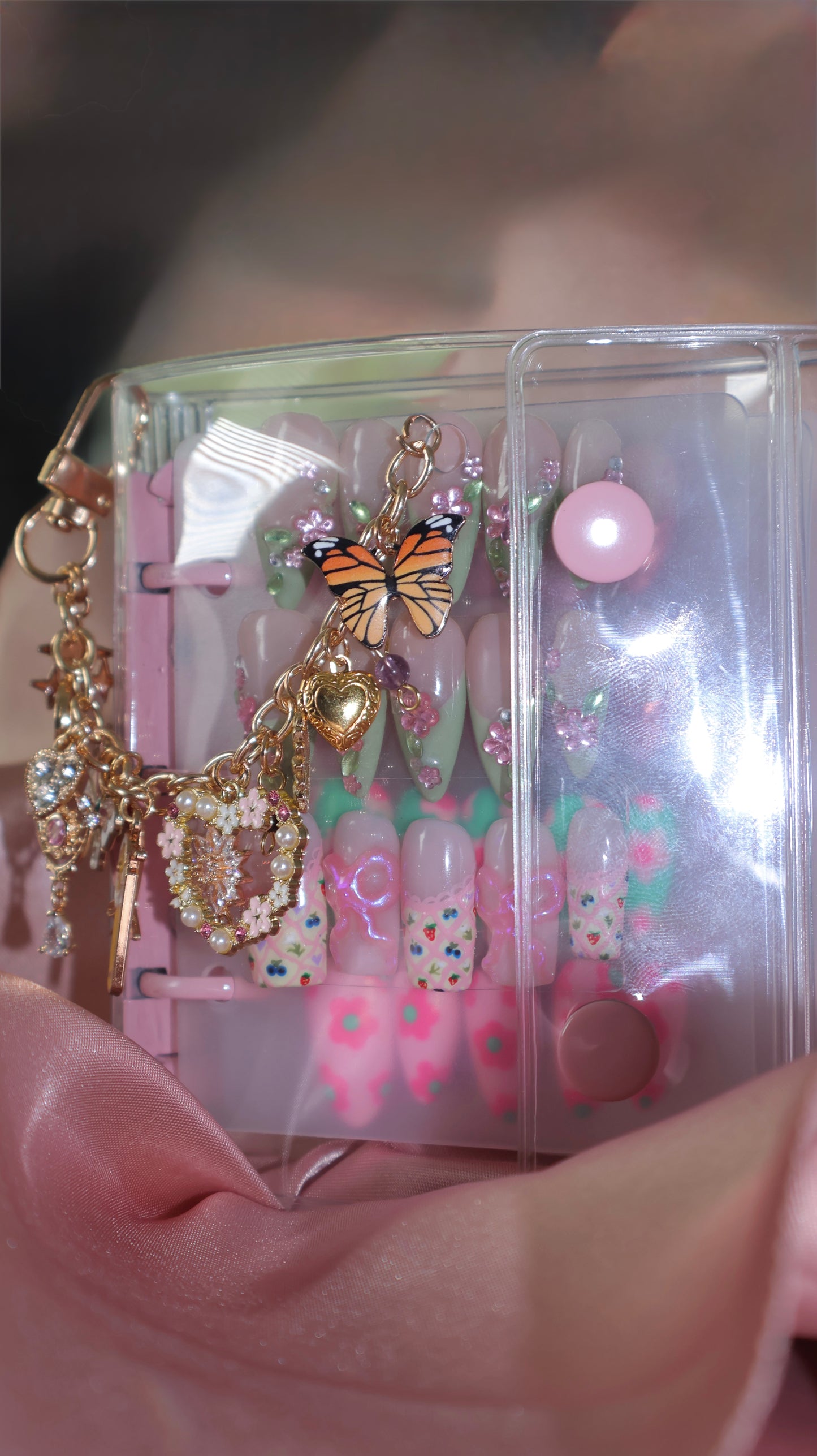 The Manifest and Manicure Press on Binder 💅💖✨
