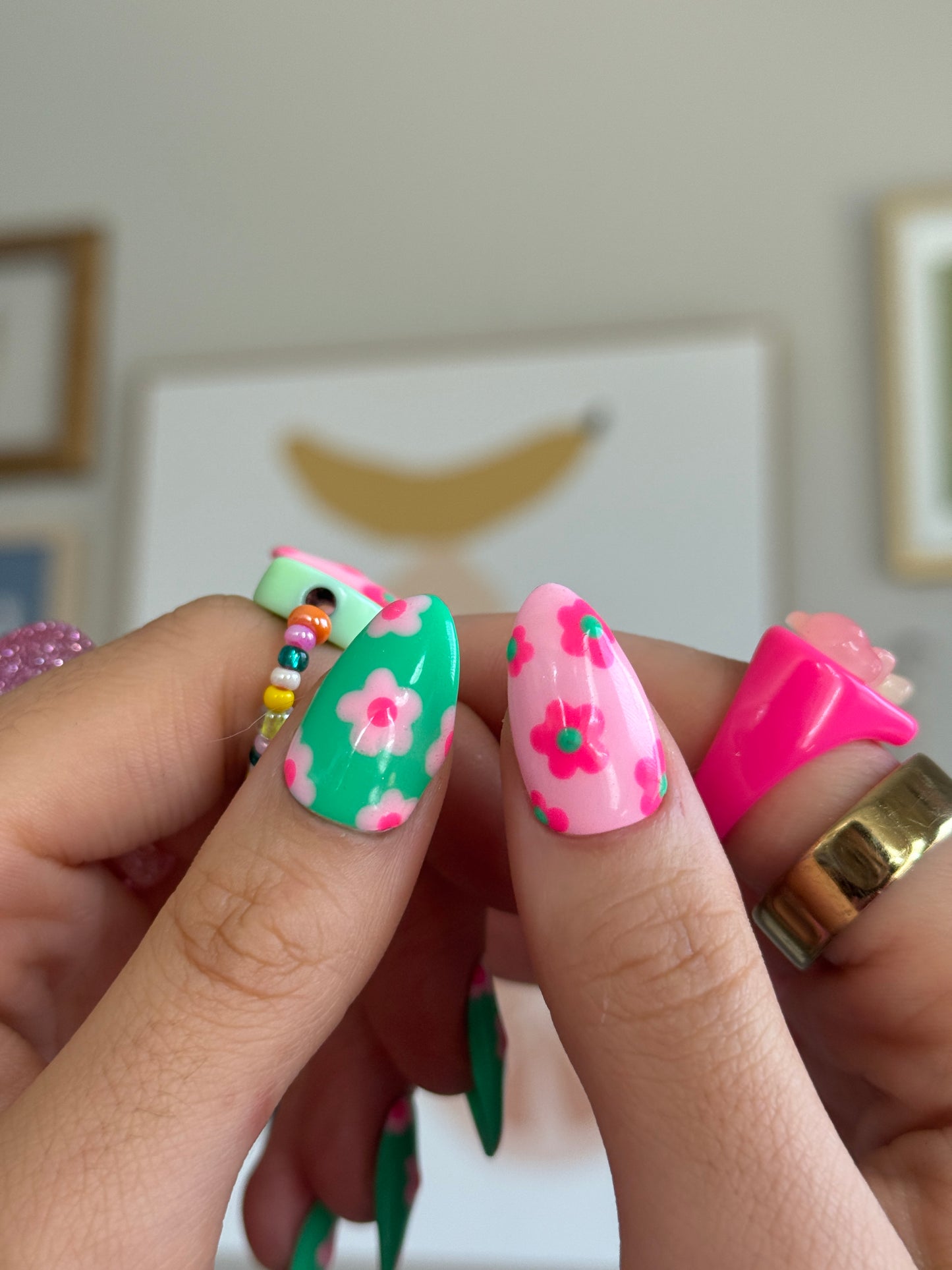 ‘Floral Friday’ Color Blocking Flower Print Reusable Gel Press on Nails