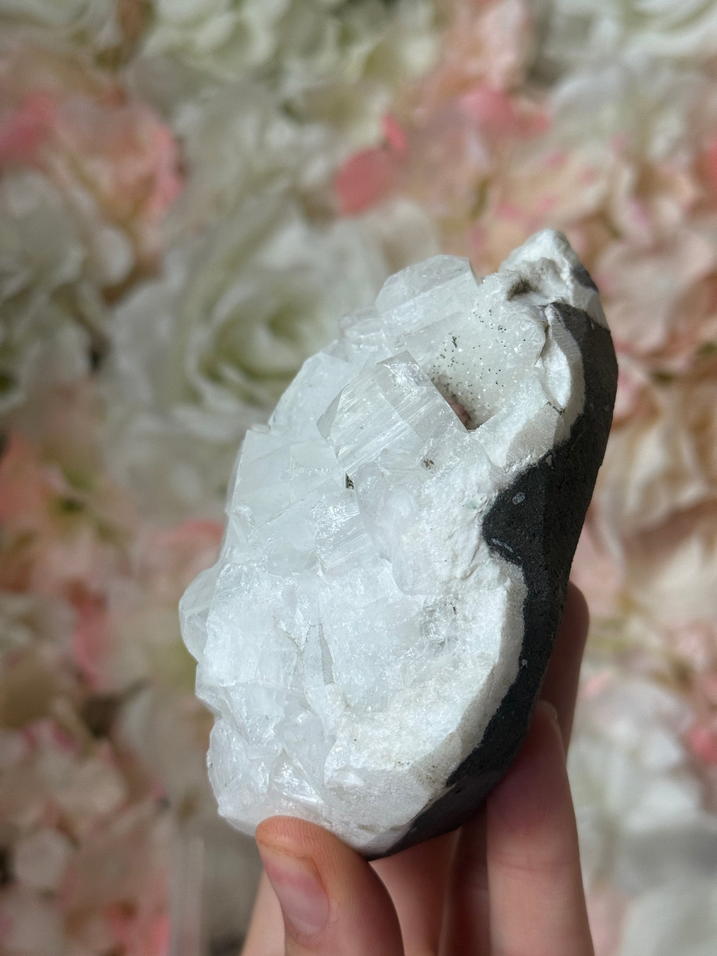 Diamond apothyllite specimen A 💎✨