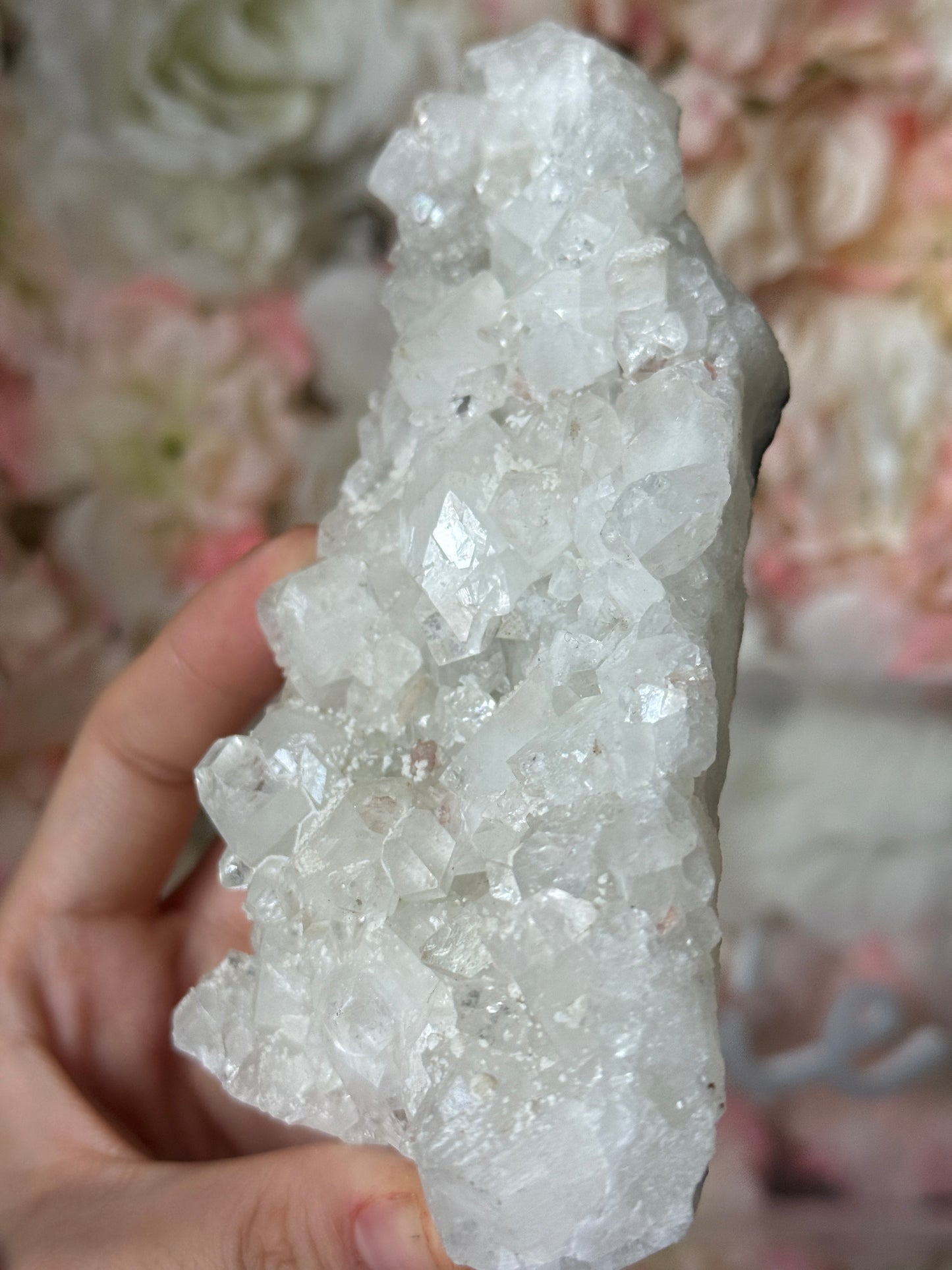 Diamond apothyllite specimen C 💎✨