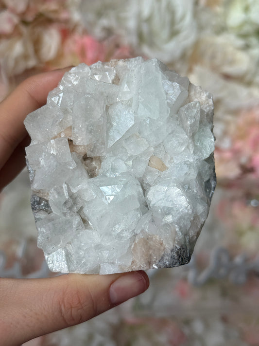 Diamond apothyllite specimen B 💎✨