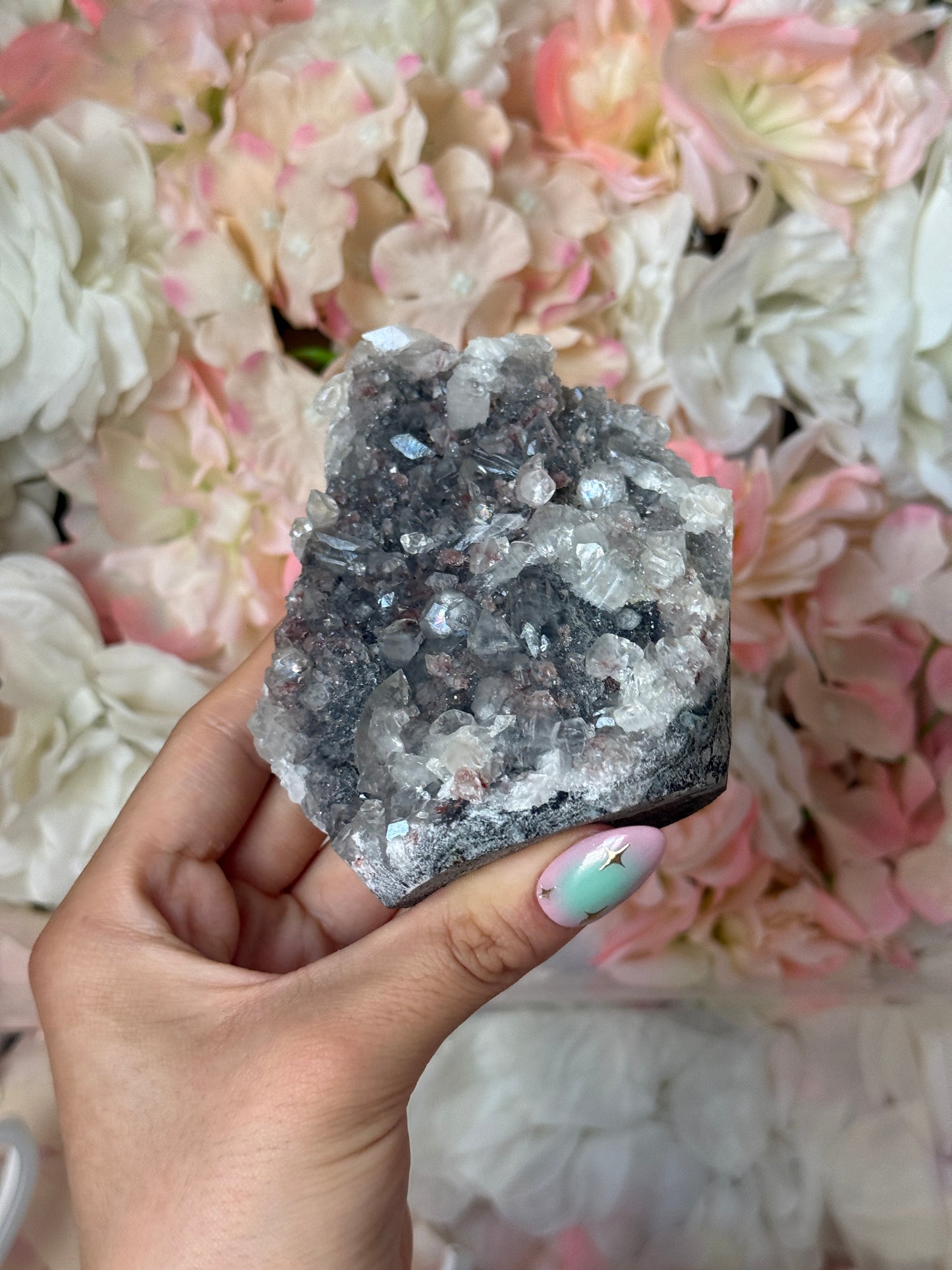 Dazzling Grey  Chalcedony Apothyllite Speciman ✨😍