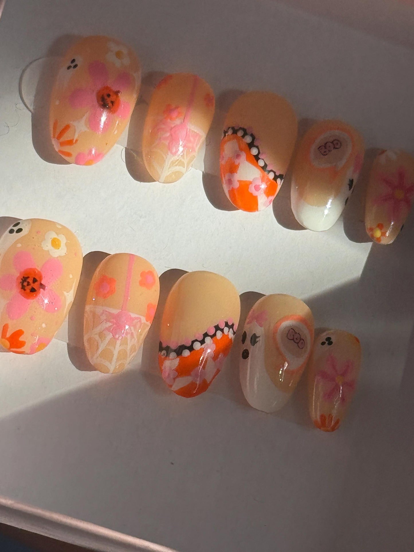 Cute Pink Halloween ‘Groovy Ghost’ Inspired -Reusable Press on Nails